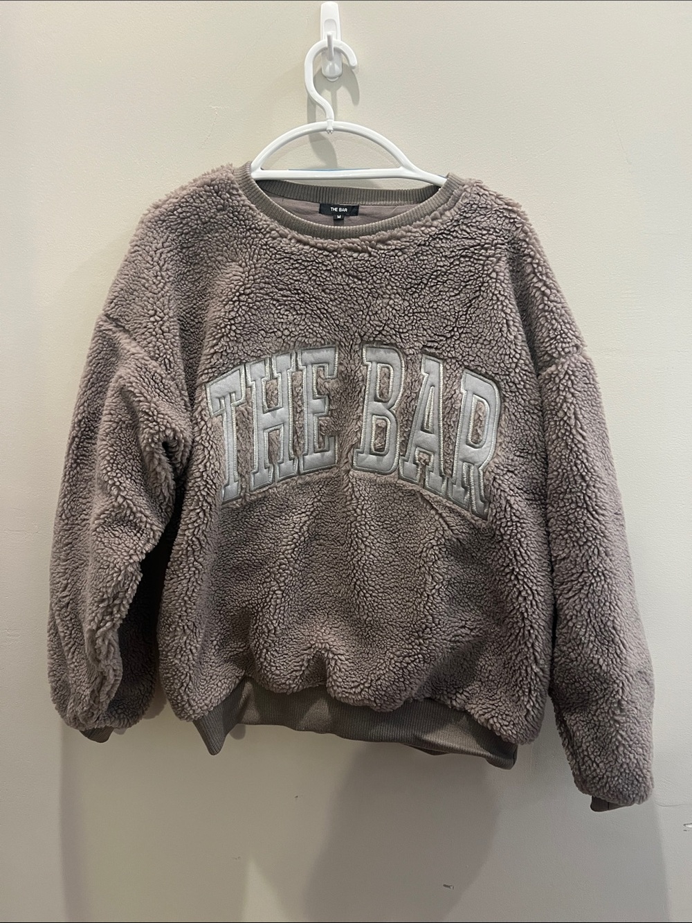 The Bar Gigi Crewneck Teddy Sweatshirt - cinder/grey